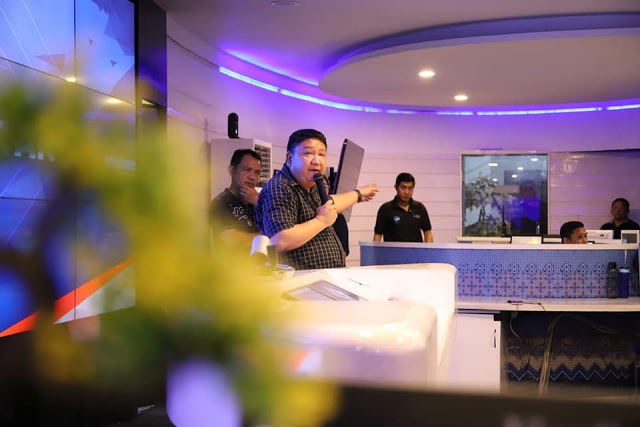 C5359EFC-6670-46E0-AAB9-37AED5F6E451