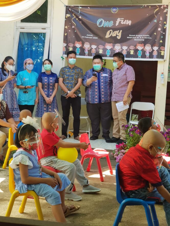 
 Pelayanan Kanker Anak Estella RS Kandou Manado Gelar Ibadah Perayaan Natal