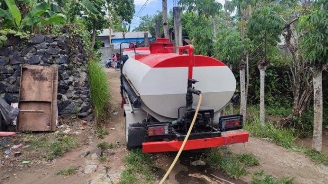 
 PDAM Manado Salurkan Air Bersih di Kelurahan Bailang